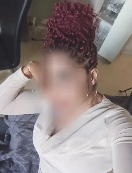 Aya, 36 anni