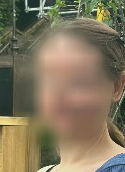 Ginevra, 34 anni