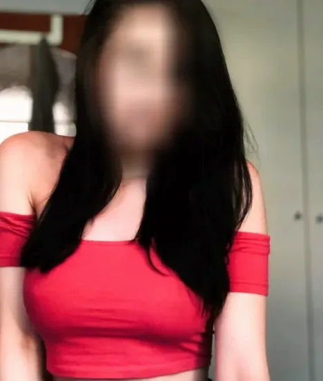 Veronica, 32 anni